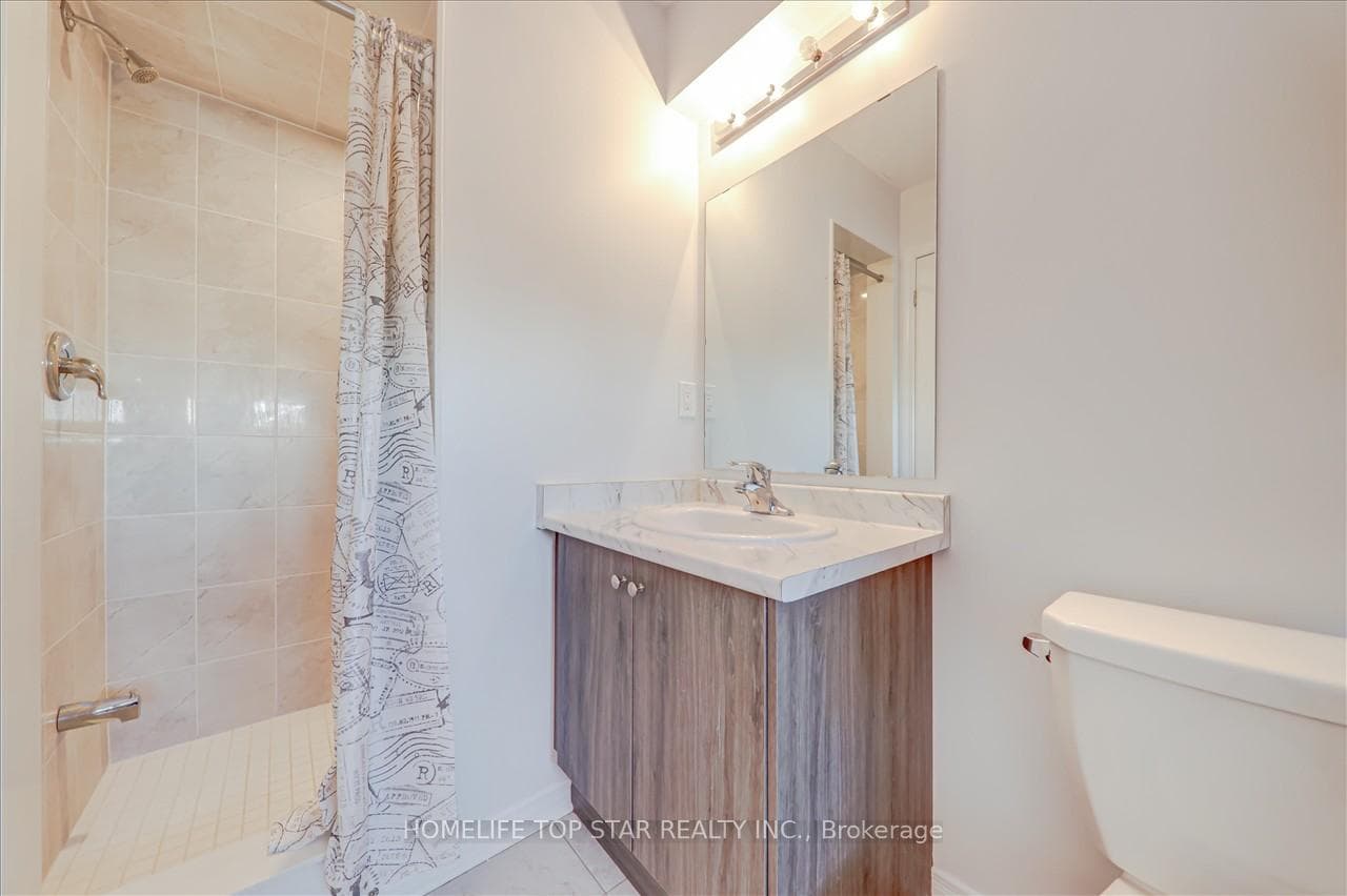 68 Harwood Avenue photo 20