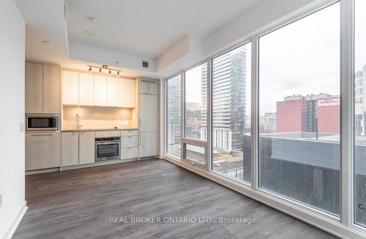 115 Blue Jays Way N/A Unit 3111 photo 5