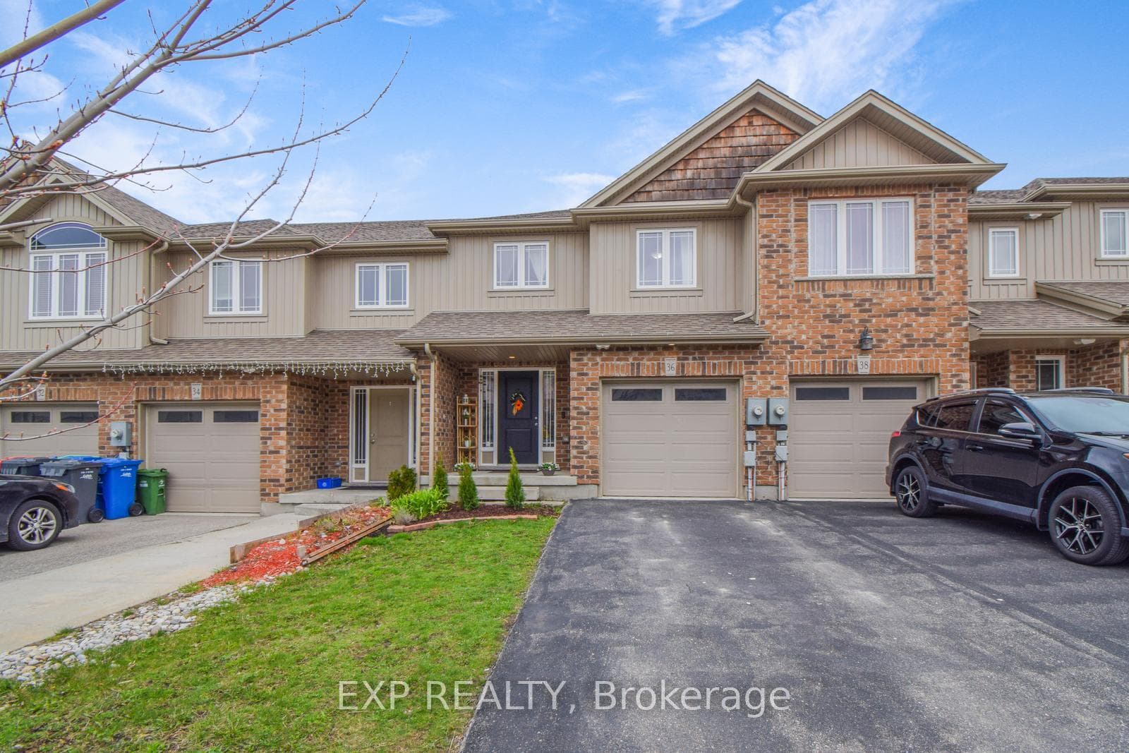36 Jeffrey Drive photo 1