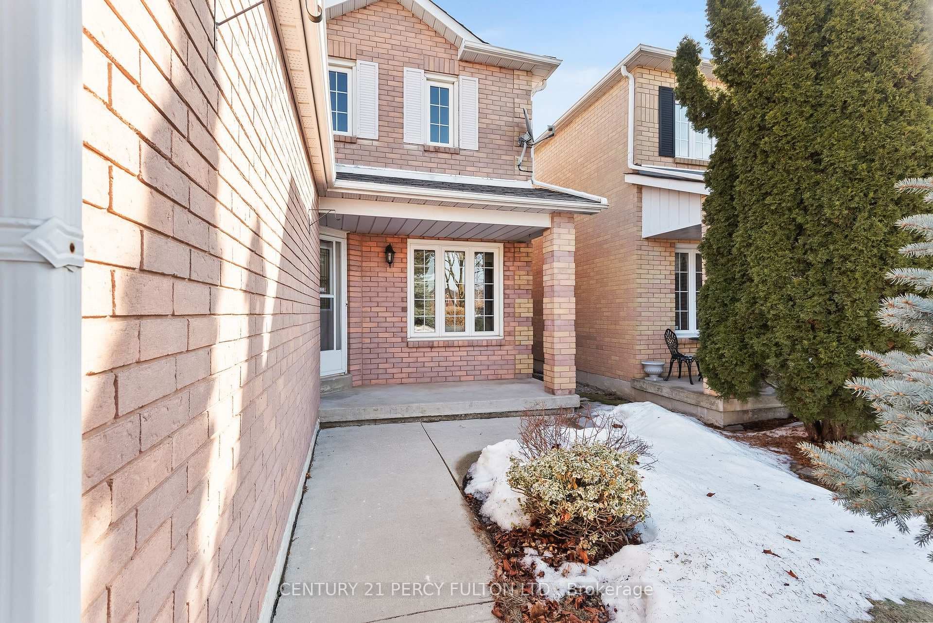 37 Reese Avenue photo 4