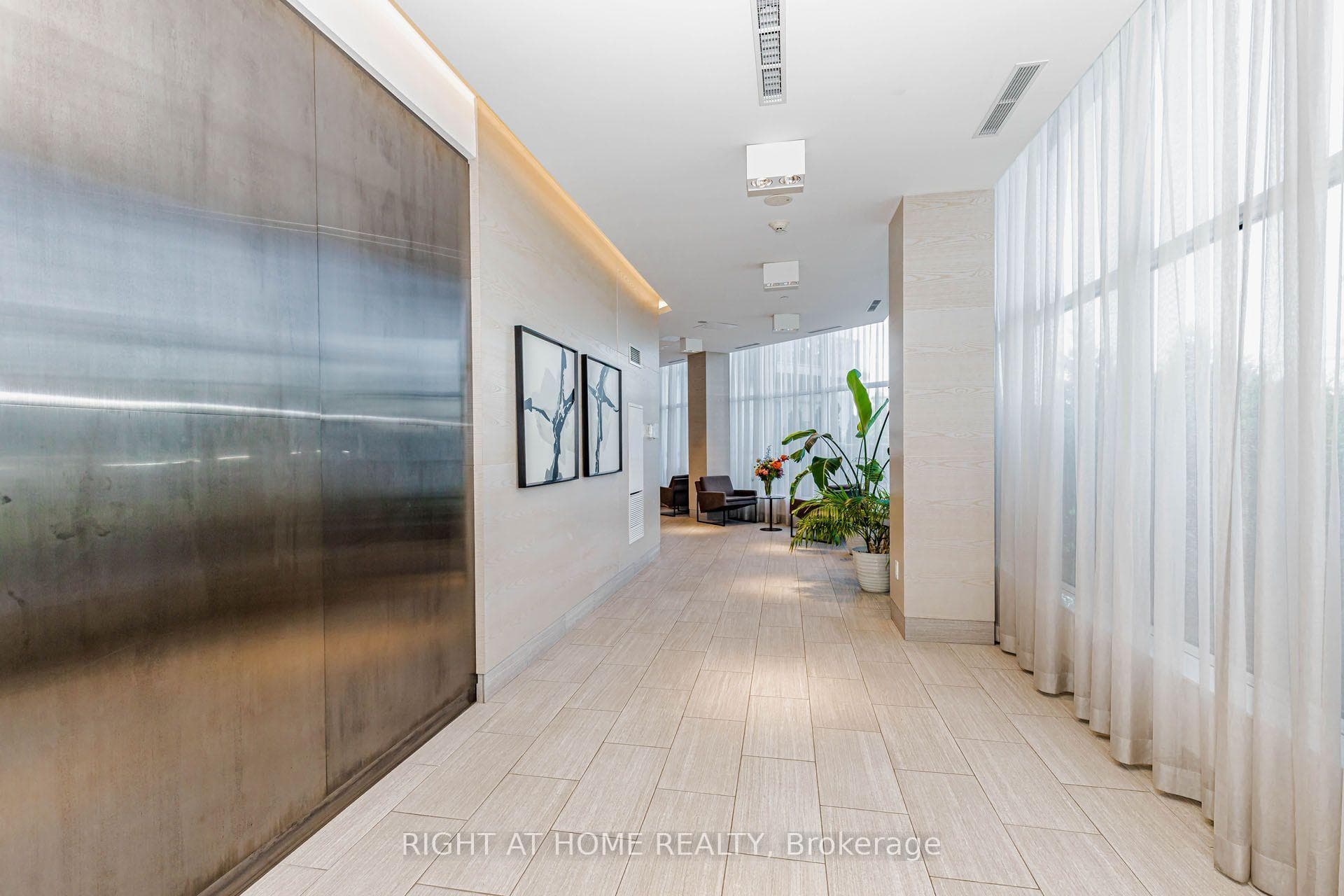 4633 Glen Erin Drive Unit 2 photo 4