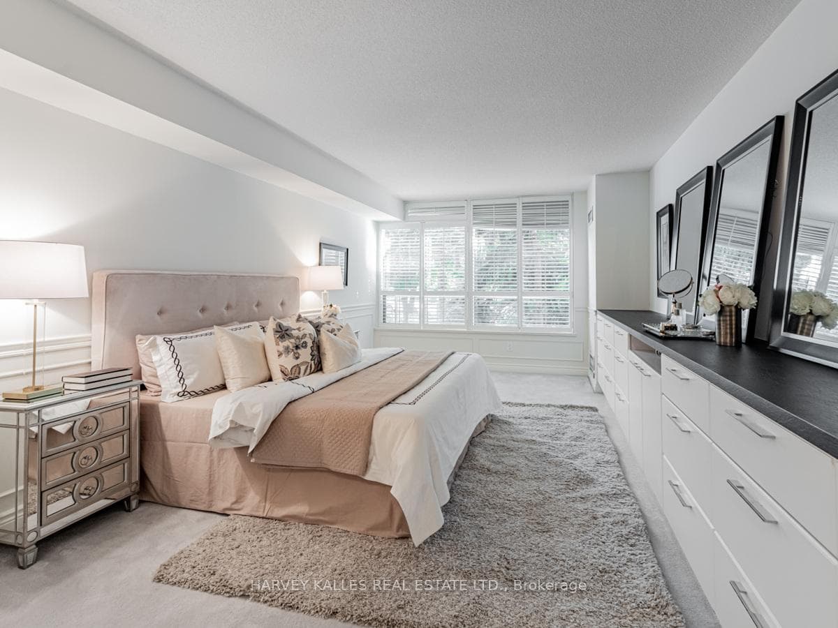 3181 Bayview Avenue Unit 109 photo 20