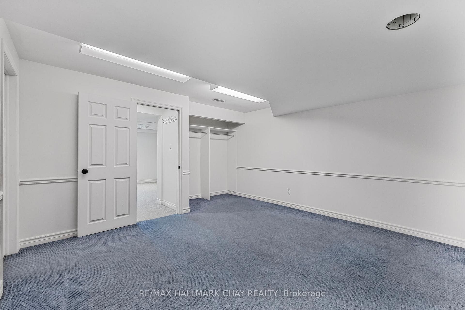 3960 Front Street photo 21