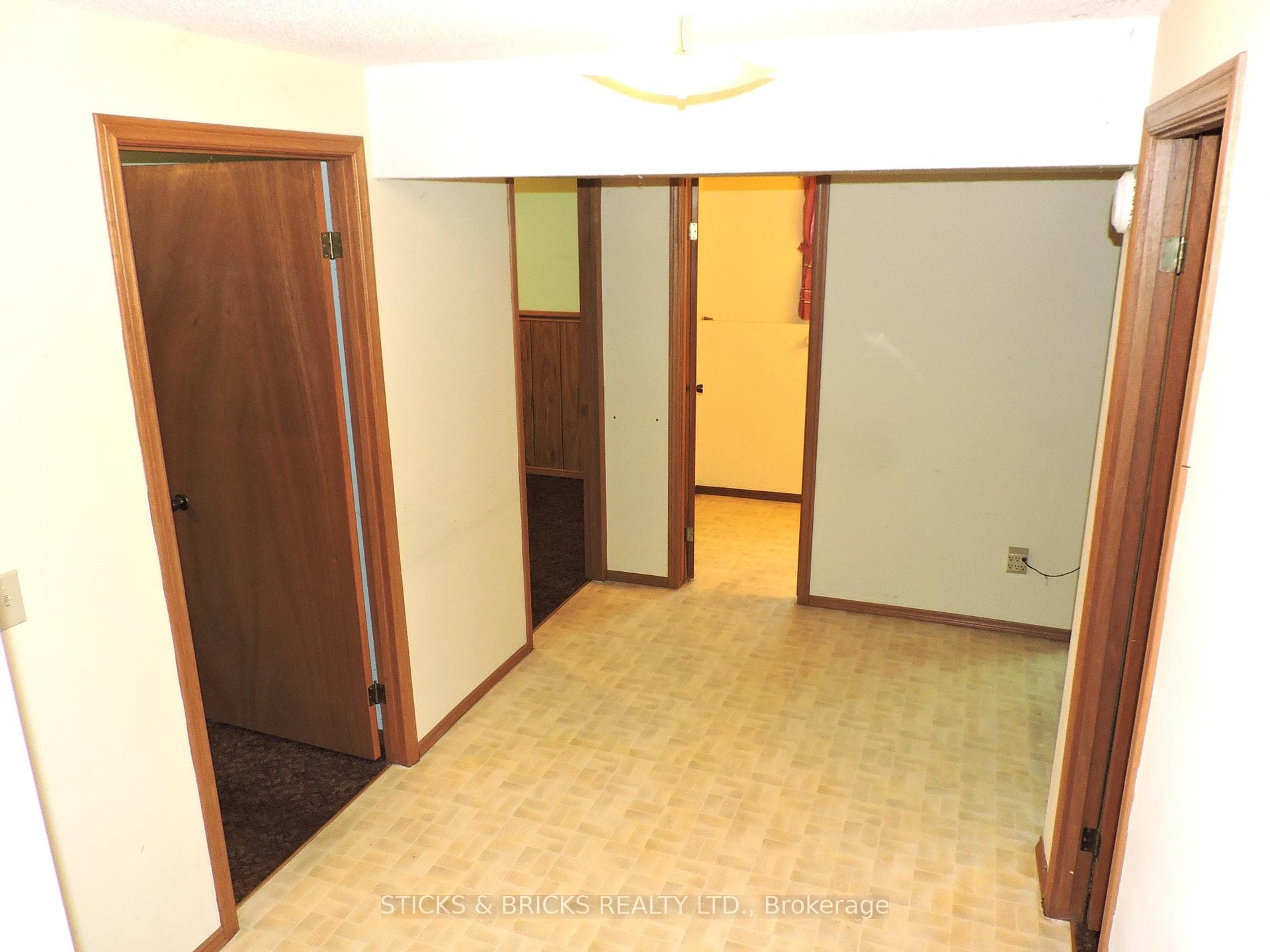 LOWER FOYER