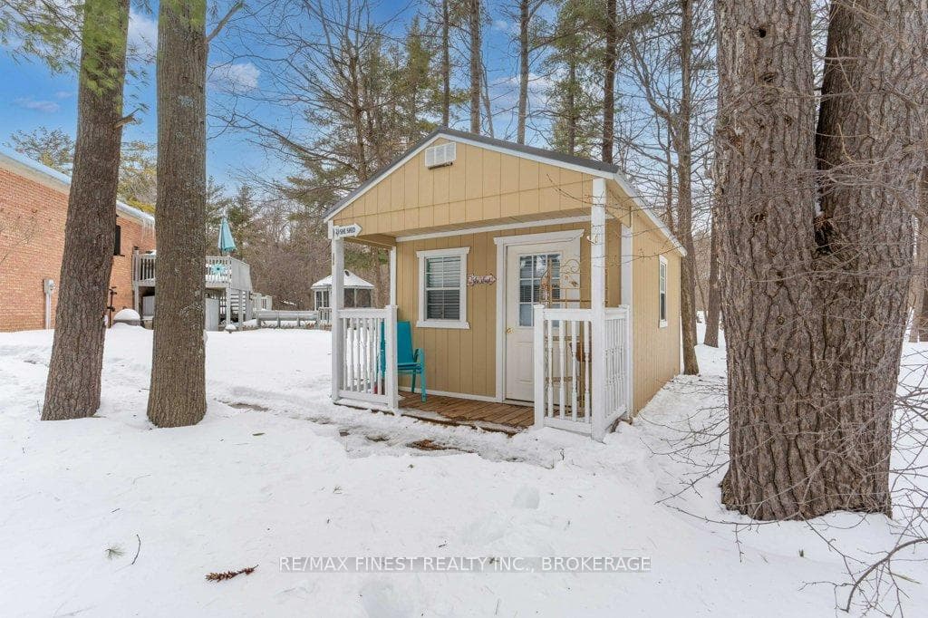 2154 Arne Crescent photo 46