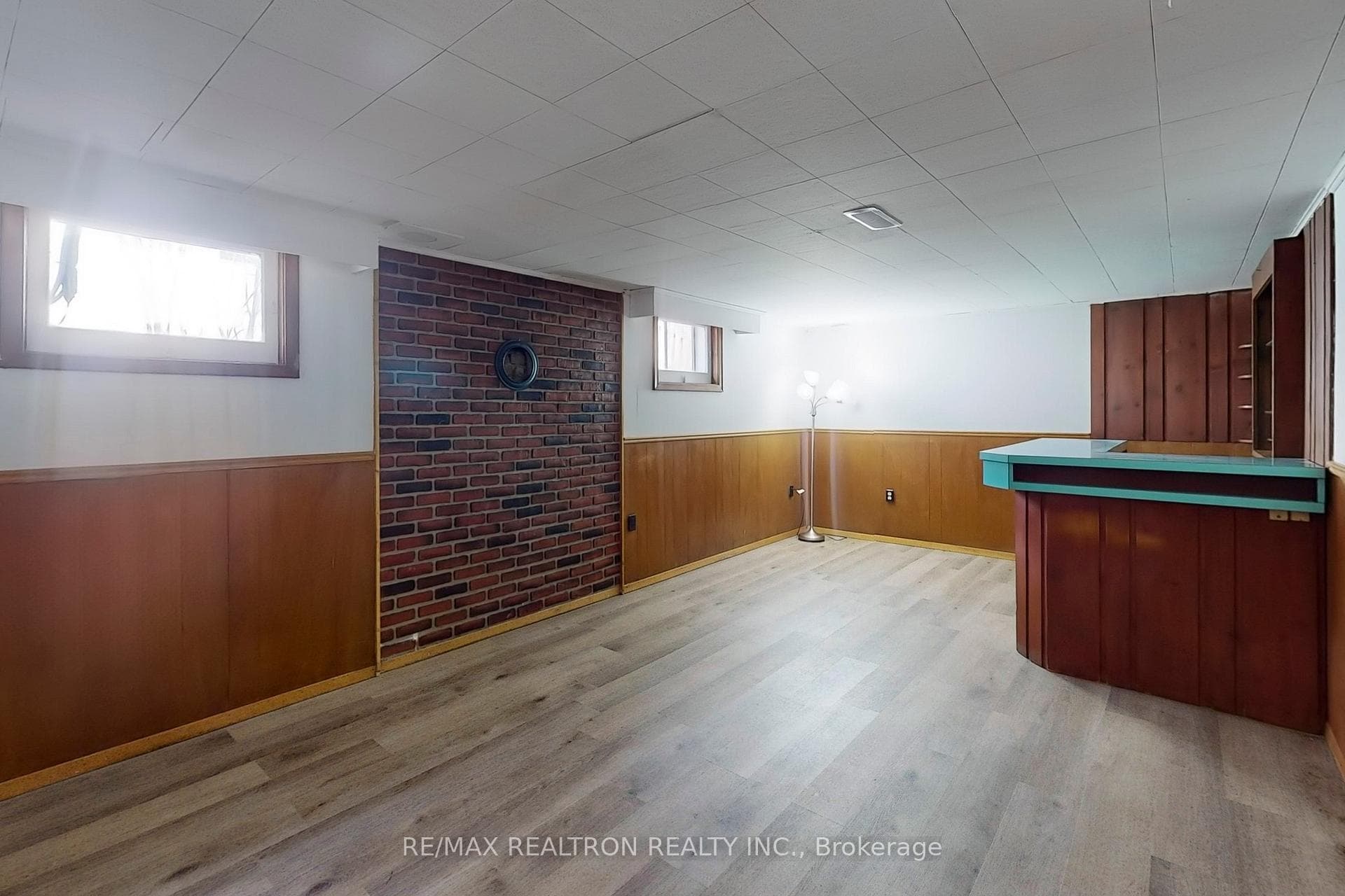 38 Lindsay Avenue photo 27