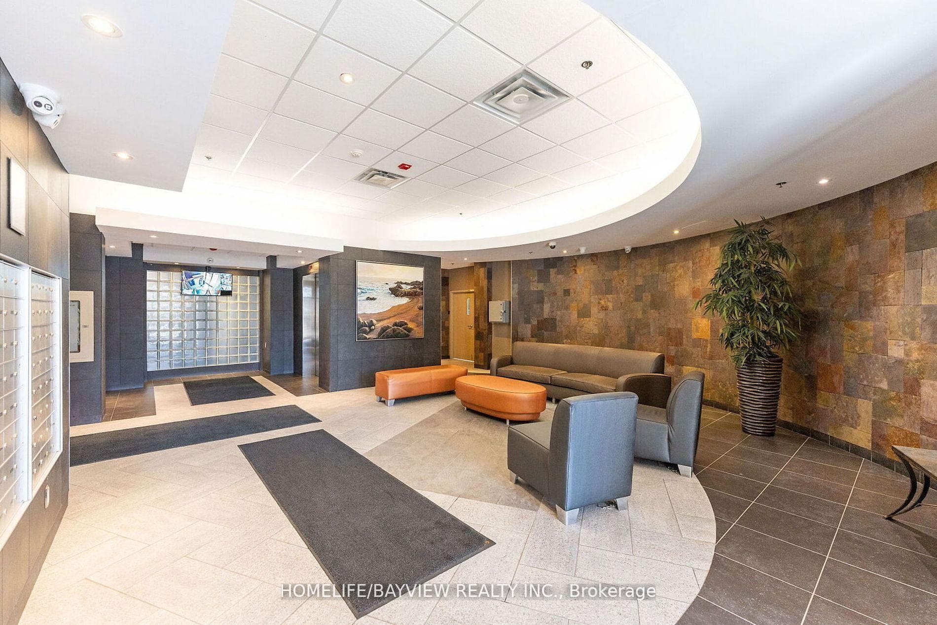 890 Sheppard Avenue Unit 407 photo 4