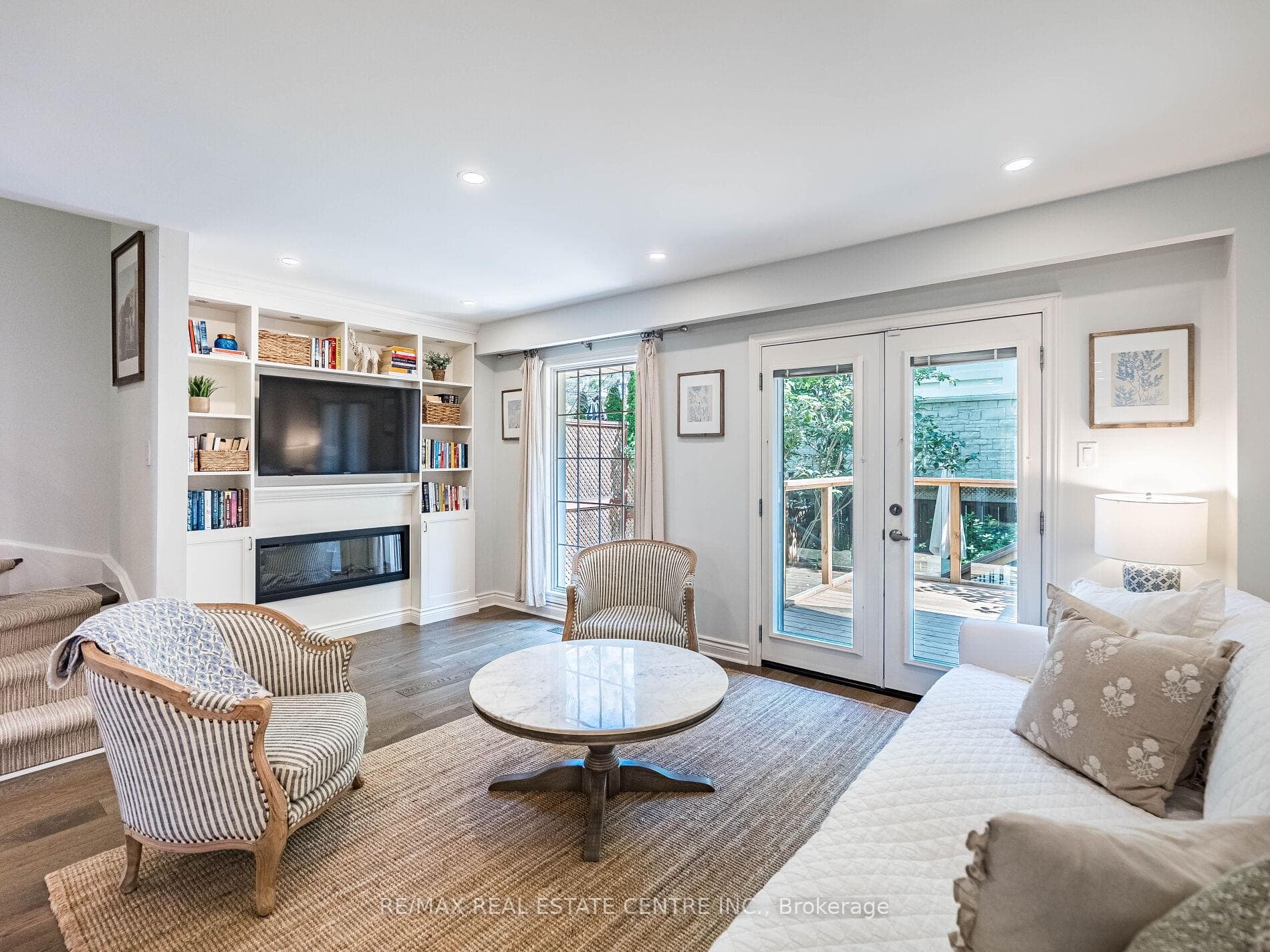113 Brock Street photo 13