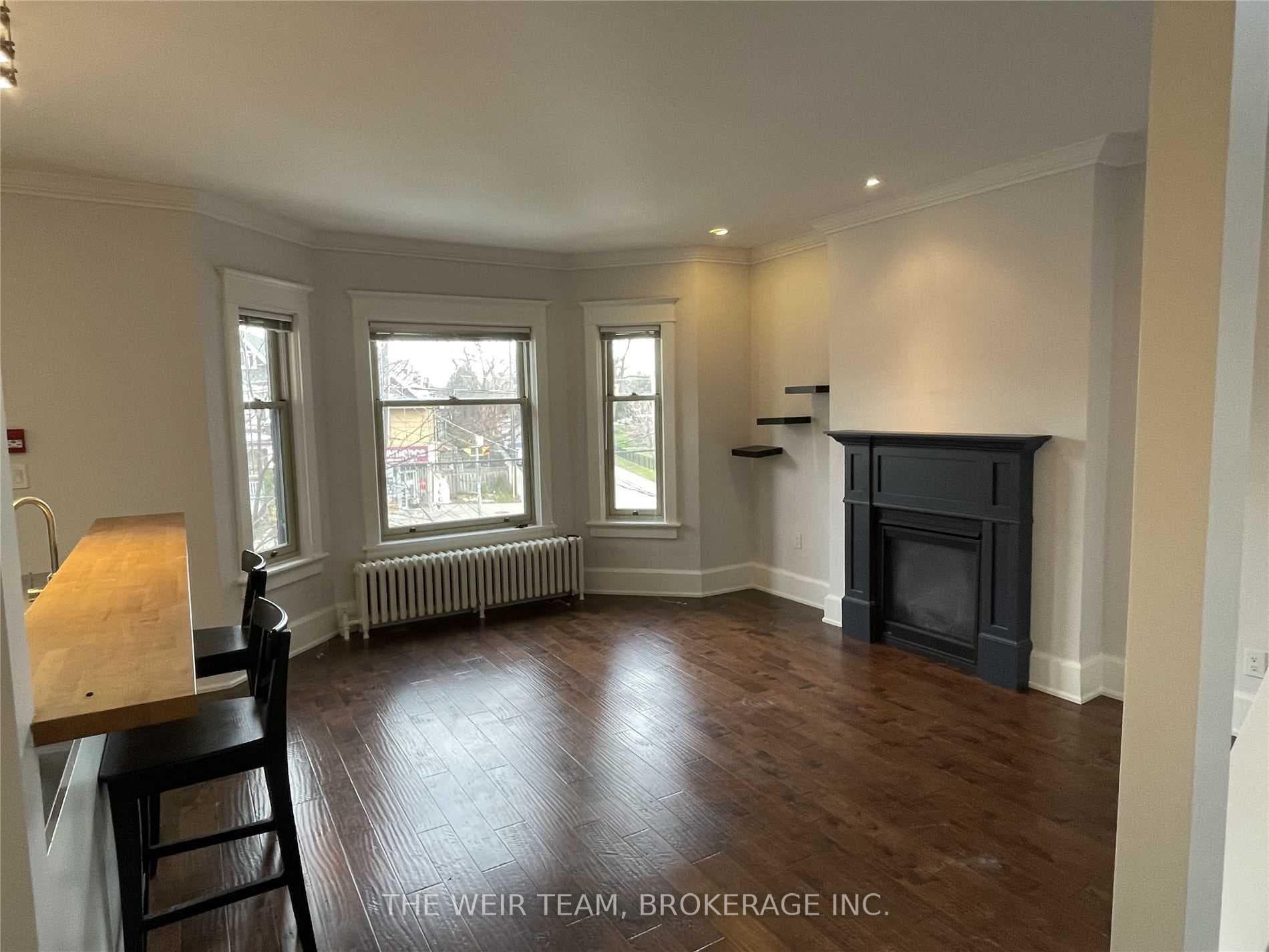 674 Broadview Avenue Unit 3 photo 2