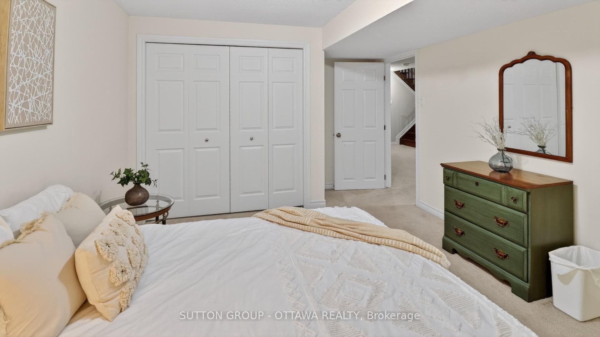 104 Passageway Private photo 38