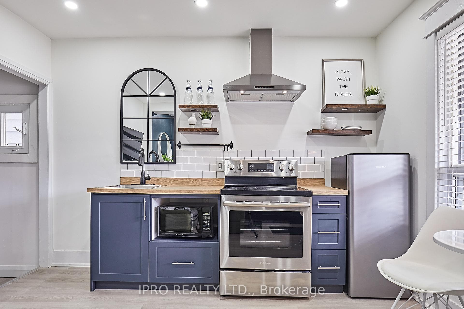Unit 2 Living/Kitchen