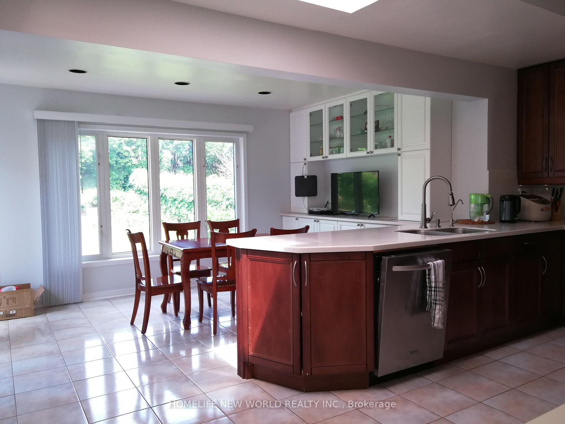 74 Abbeywood Trail photo 10