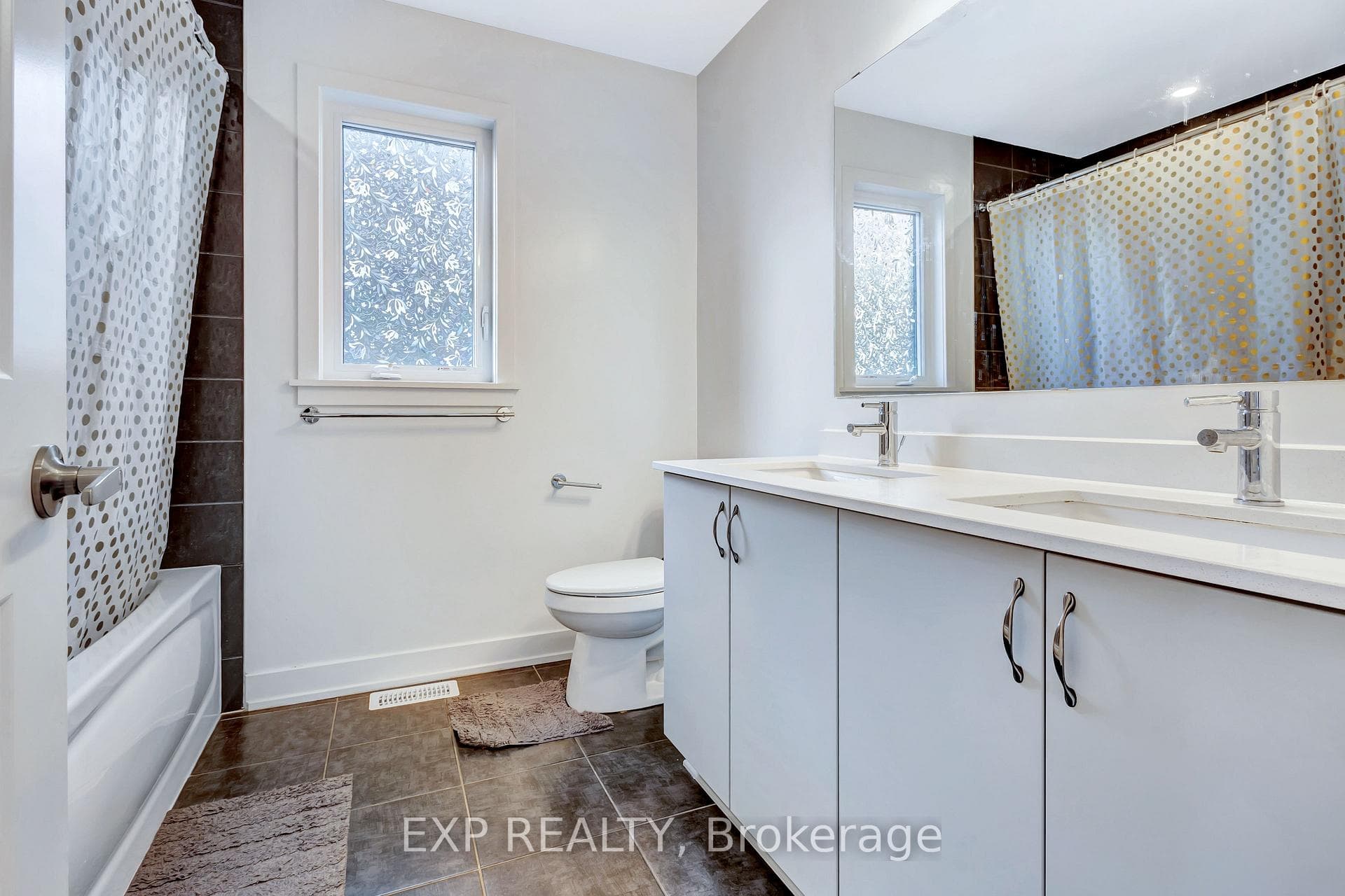 1007 Hydrangea Avenue photo 20