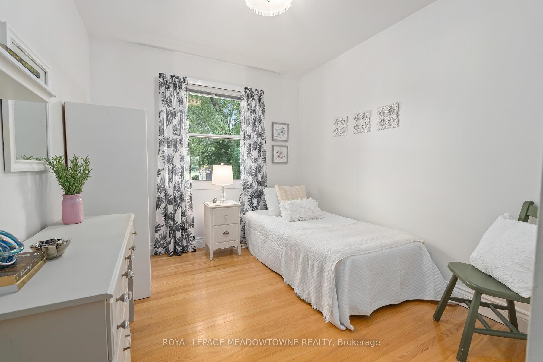 3 York Lane photo 15