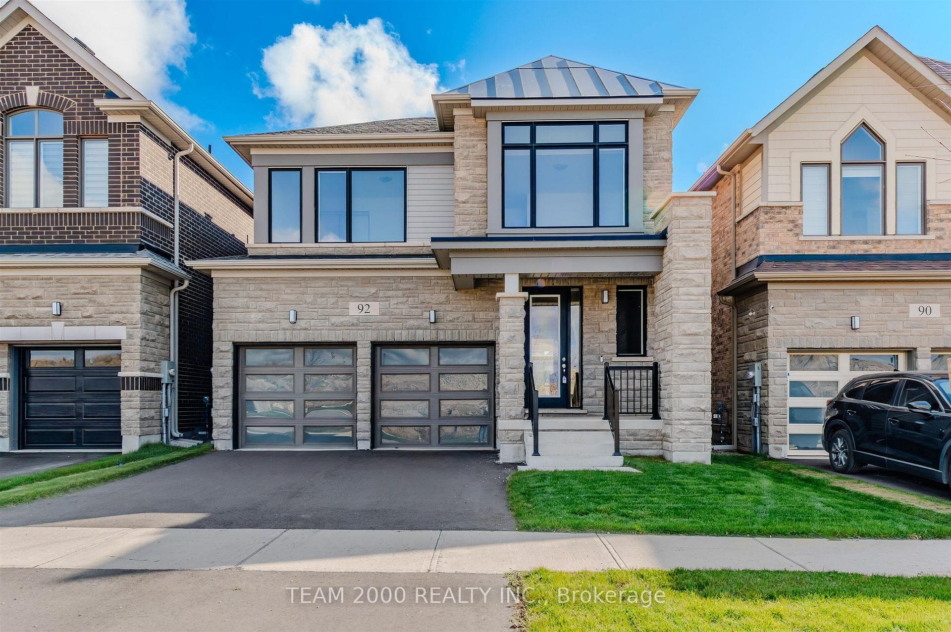 92 Conboy Drive photo 1