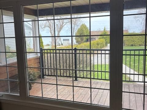 233 Lake Drive photo 19