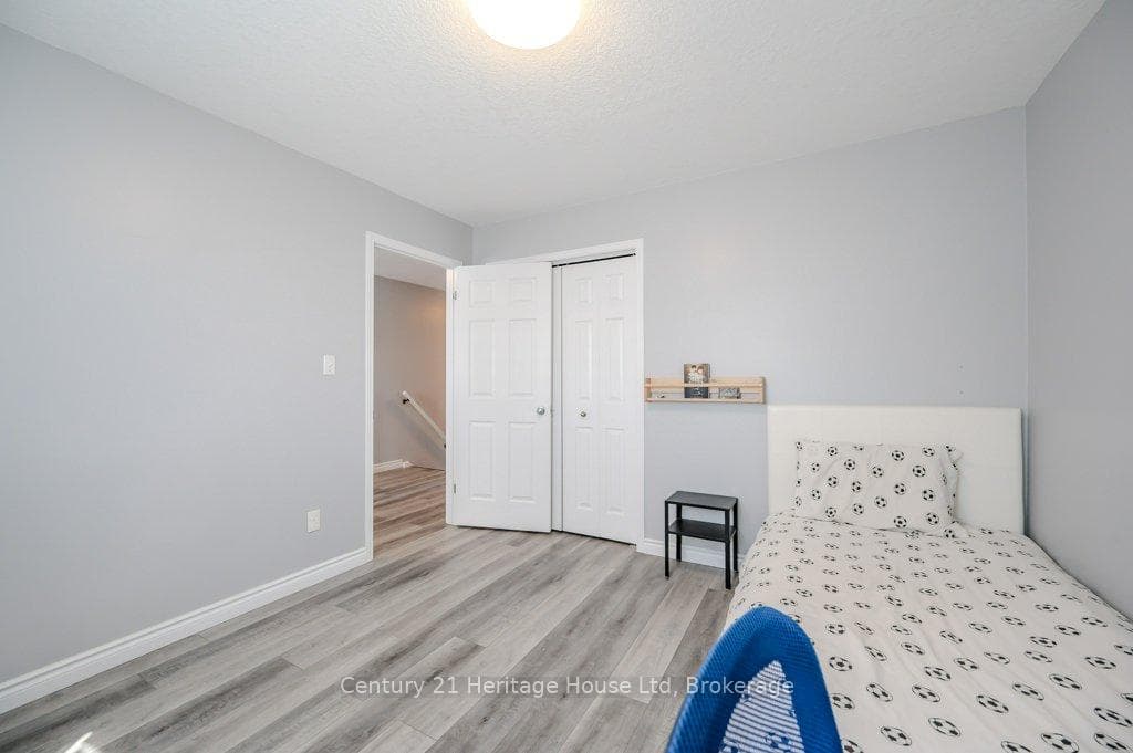 192 Severn Drive photo 21