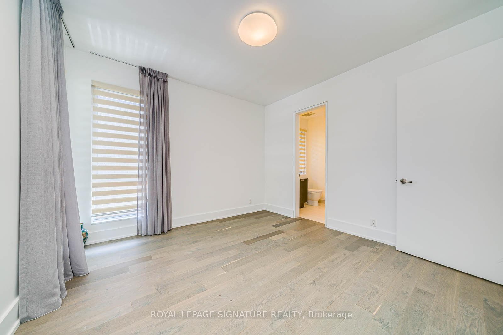 50 Page Avenue photo 19