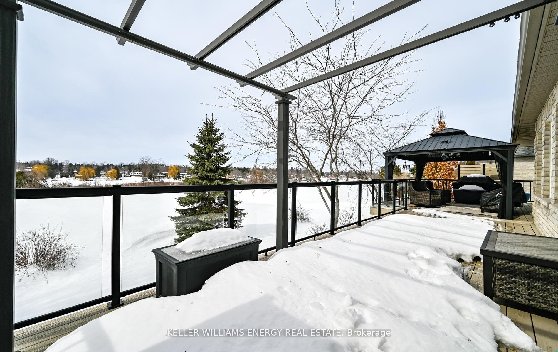 216 Southcrest Drive photo 40