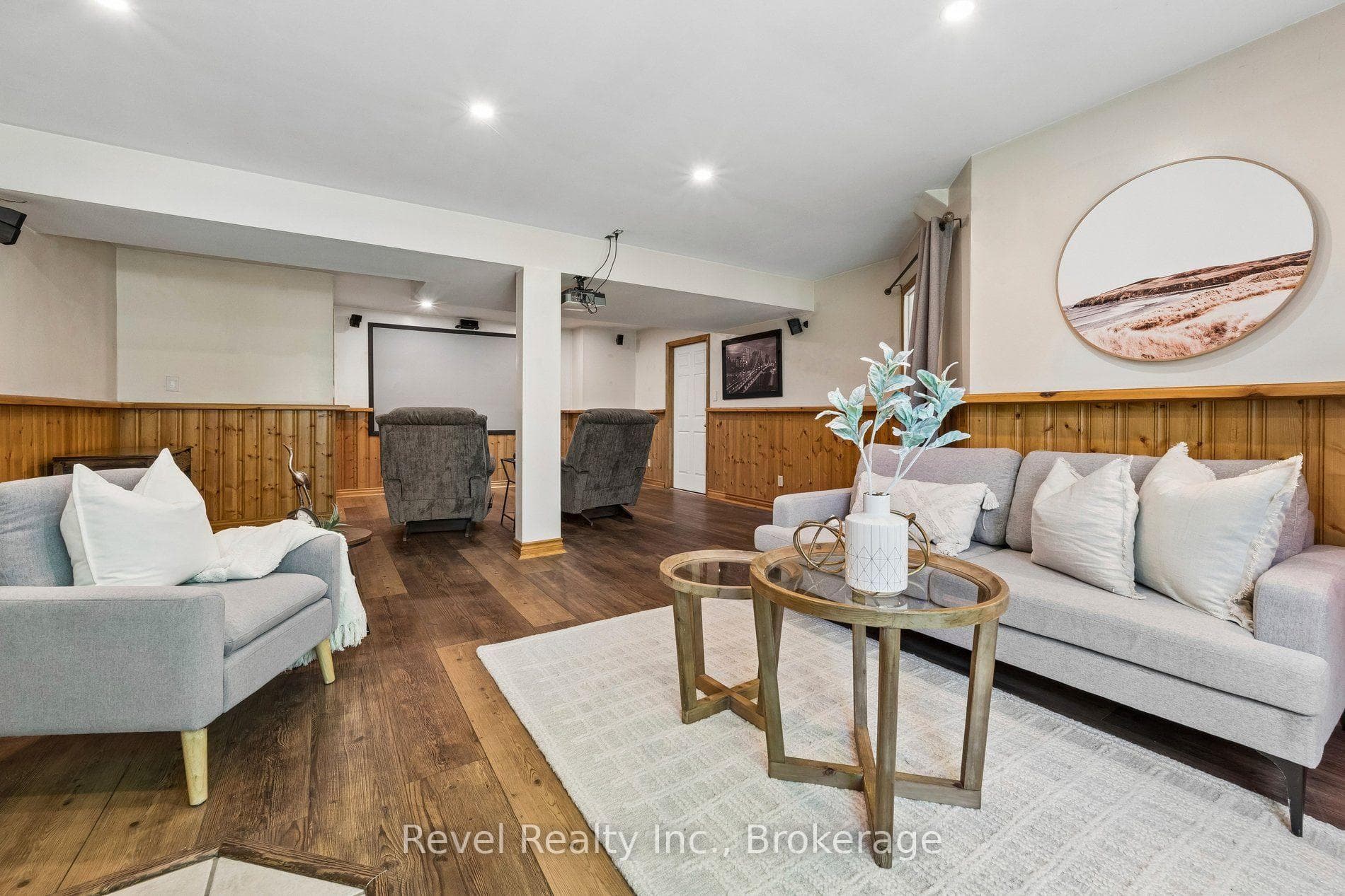 18 Bessie Avenue photo 12