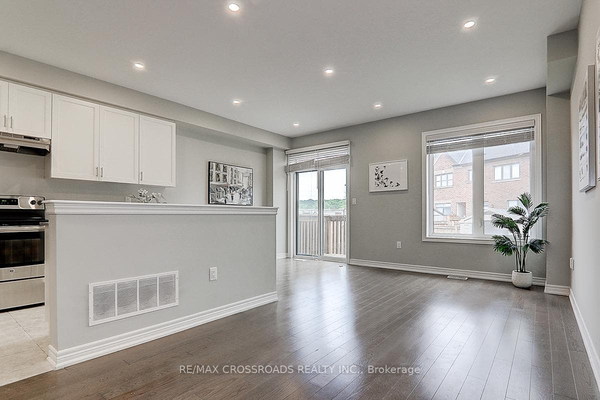 11 Morra Avenue photo 9