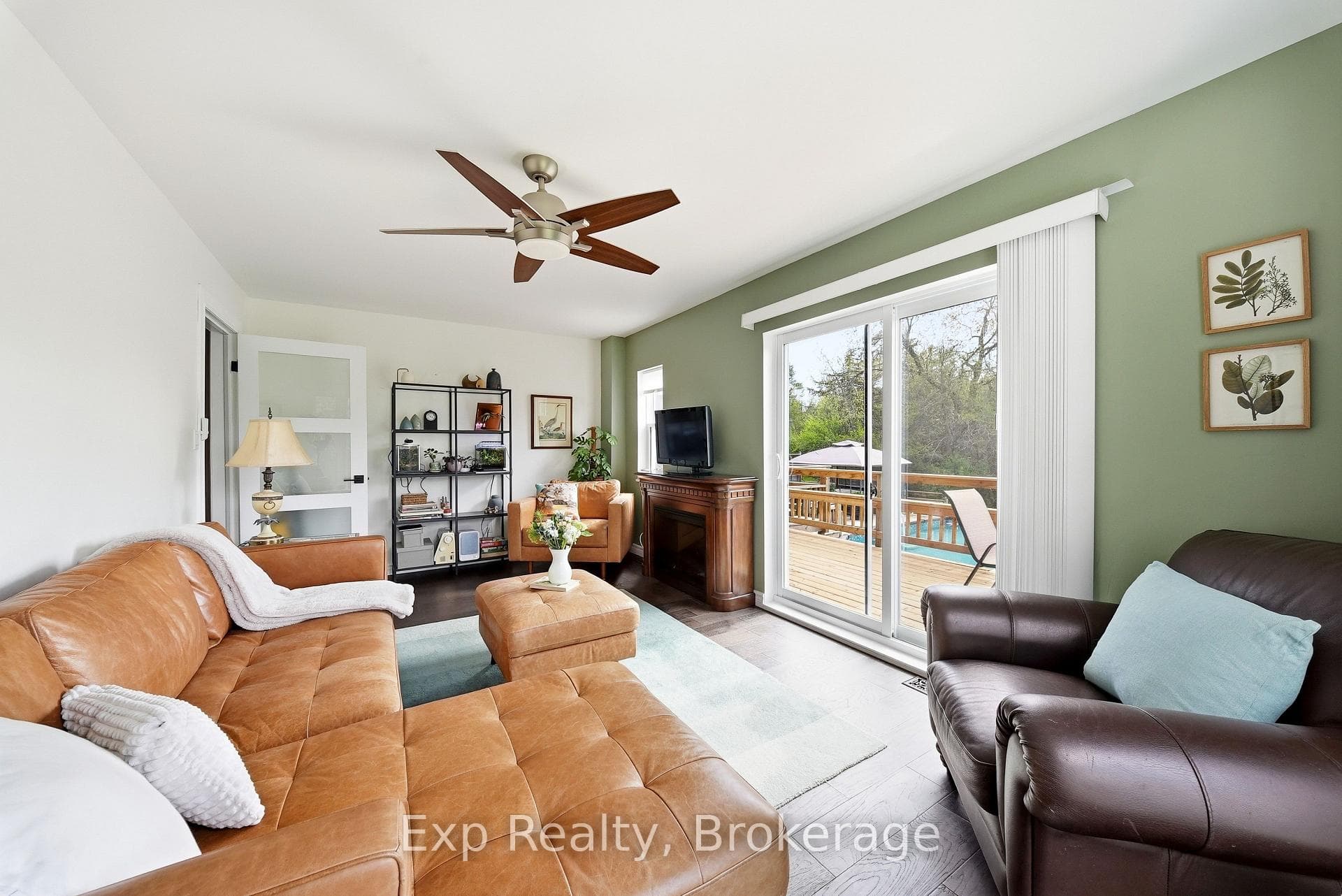 1852 Stockdale Road photo 11