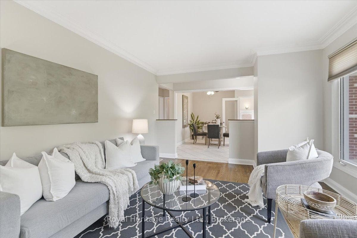 413 Elizabeth Street photo 12