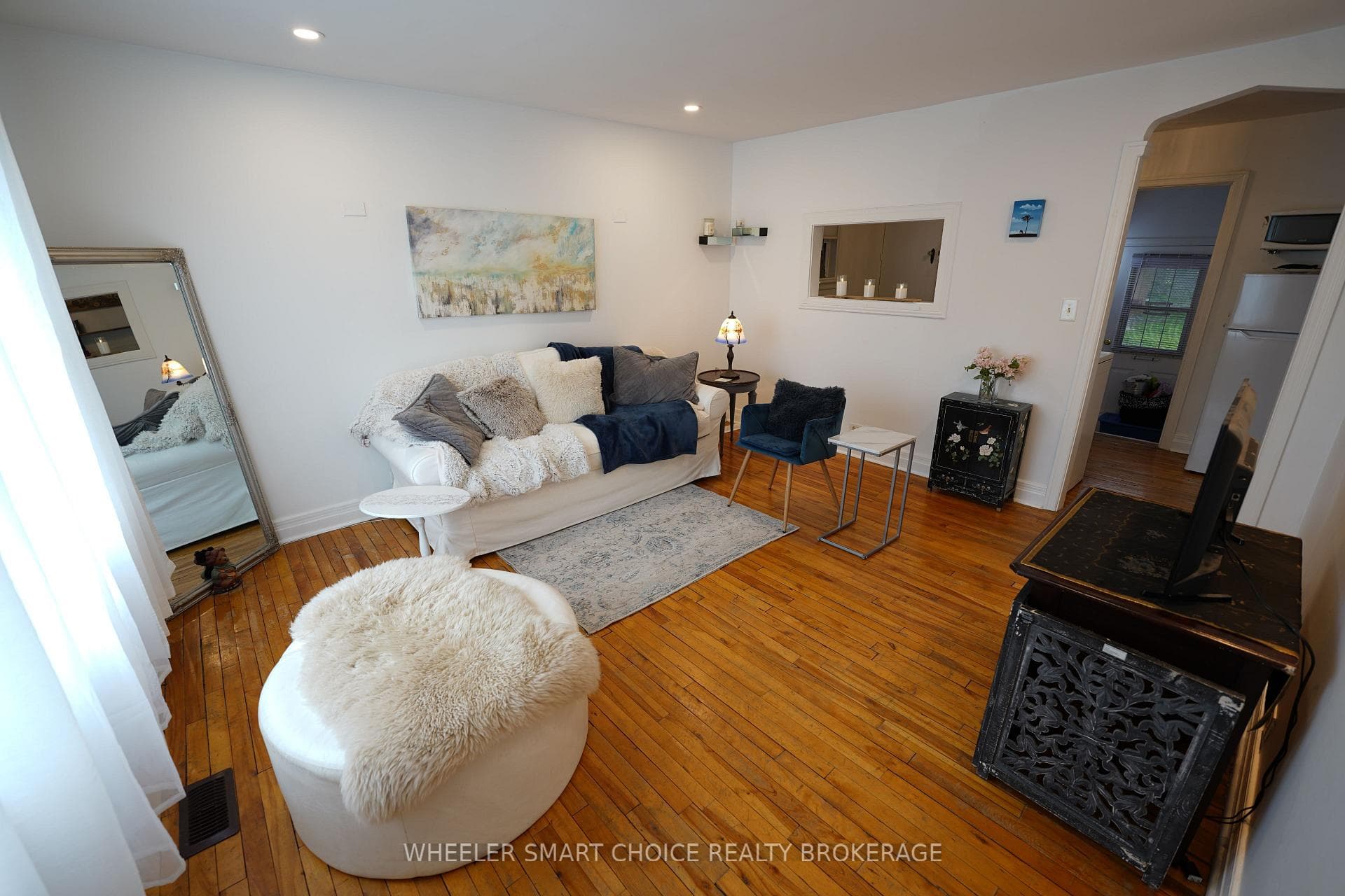 543 Fifth Street photo 4
