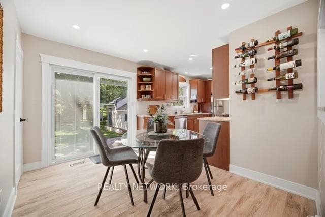 622 Upper Sherman Avenue photo 18