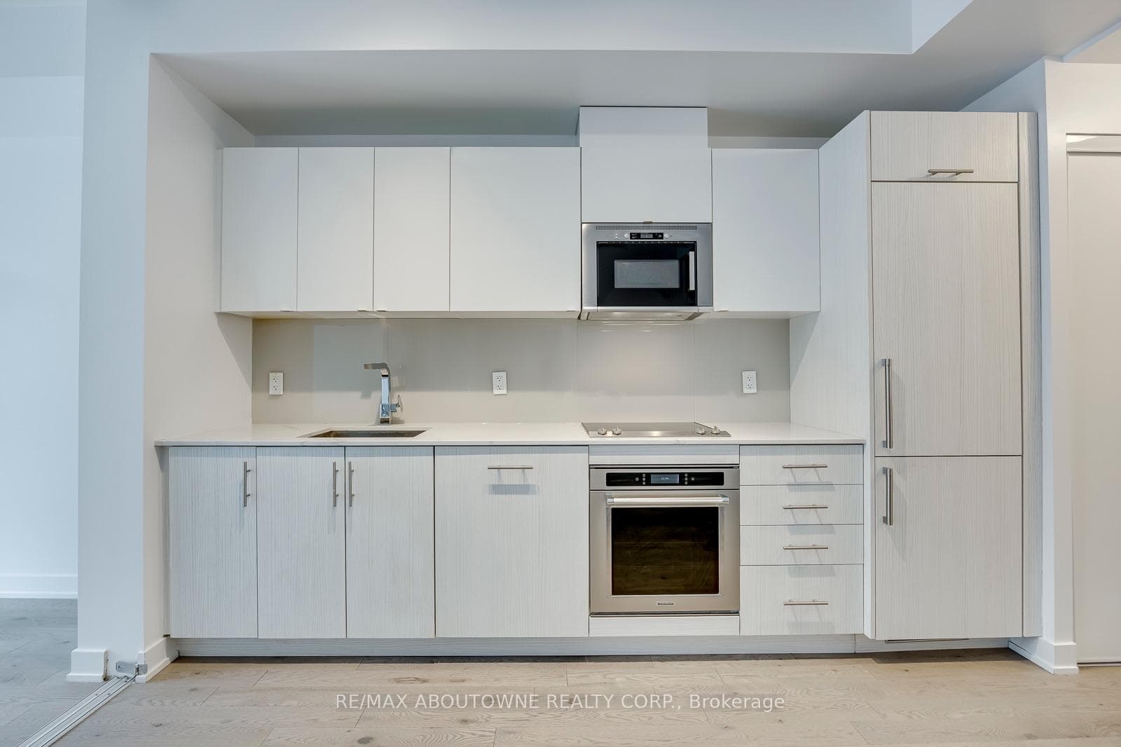 330 Richmond Street Unit 2601 photo 6