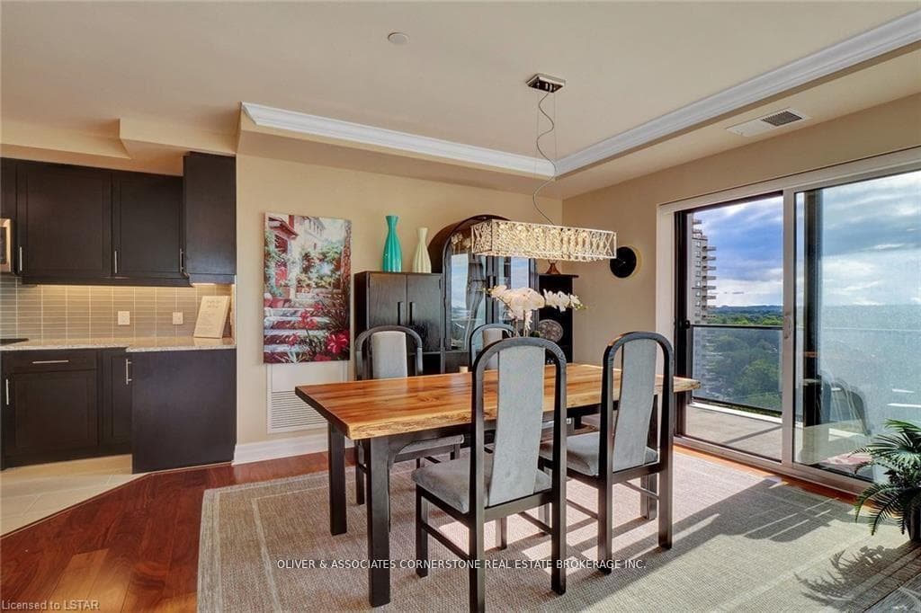 505 Talbot Street Unit 1201 photo 10