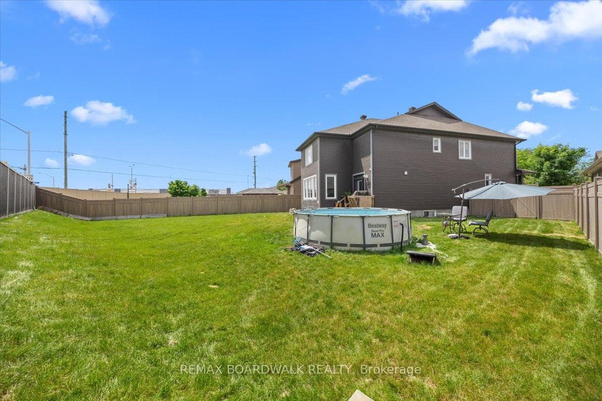 620 Barry Helman Drive photo 40