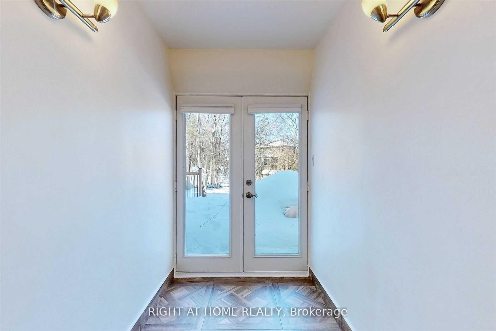 62 Seaton Drive photo 32