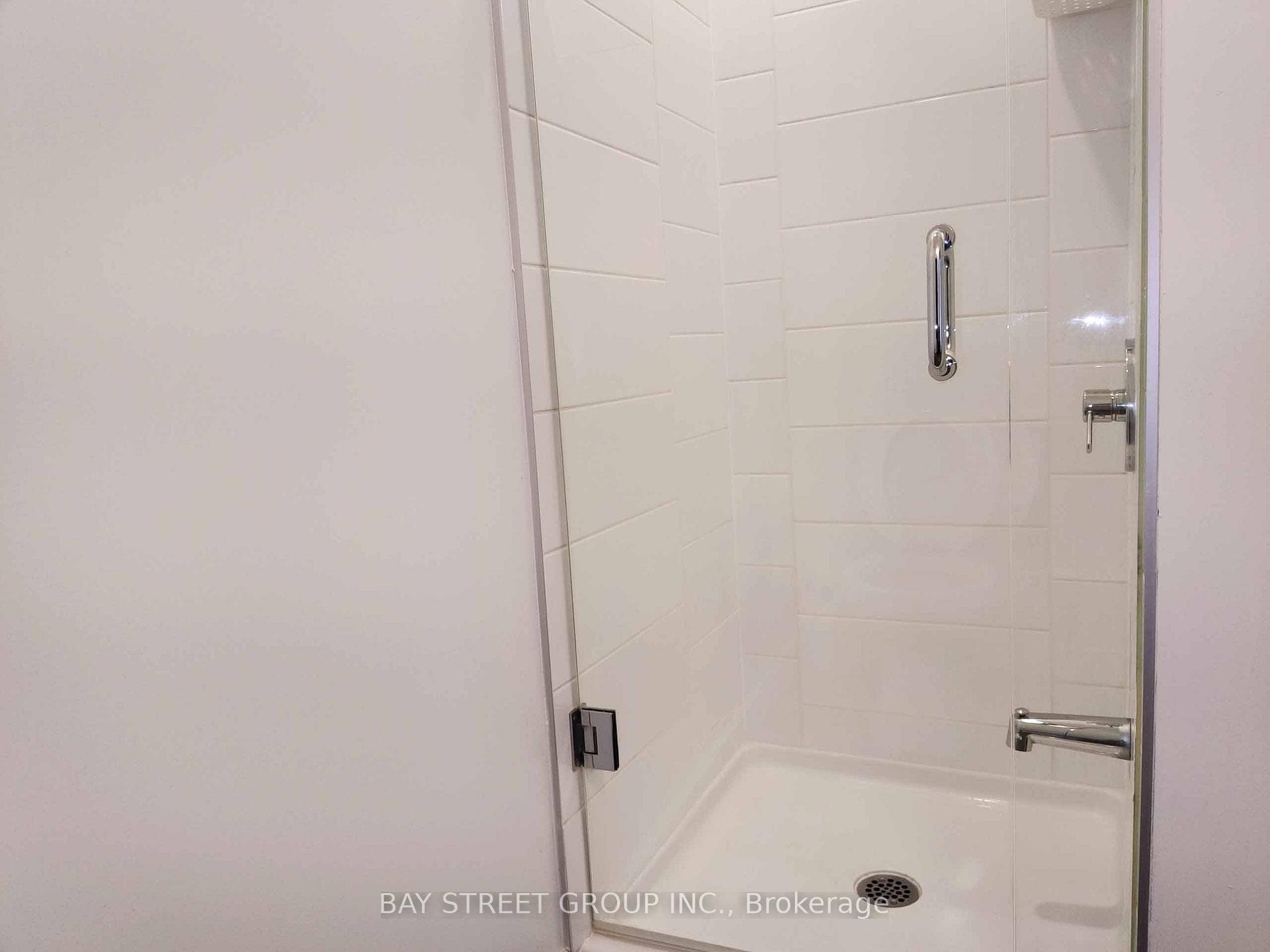 50 Forest Manor Road Unit 2208 photo 11