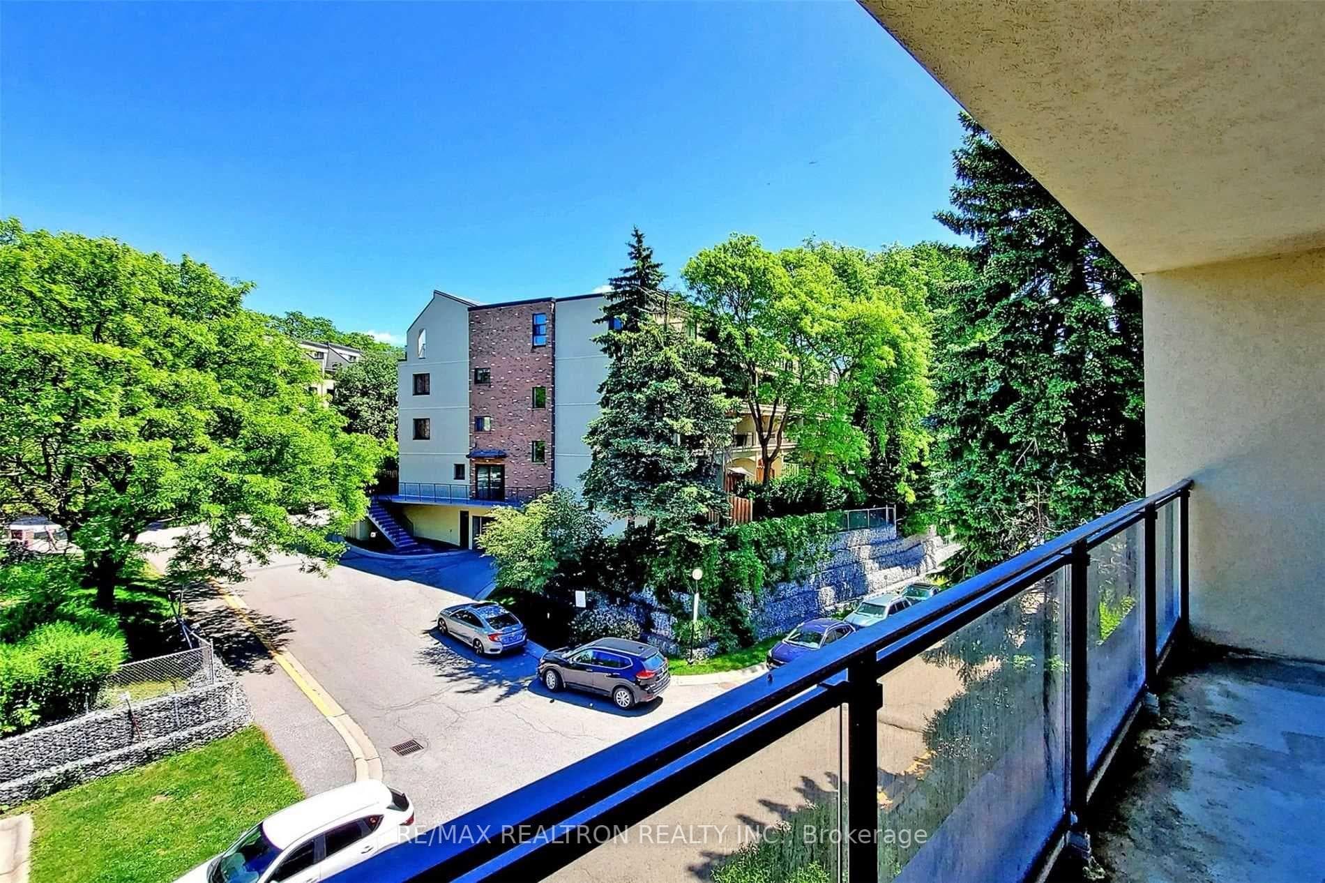 20 Moonstone Byway Unit 190 photo 5