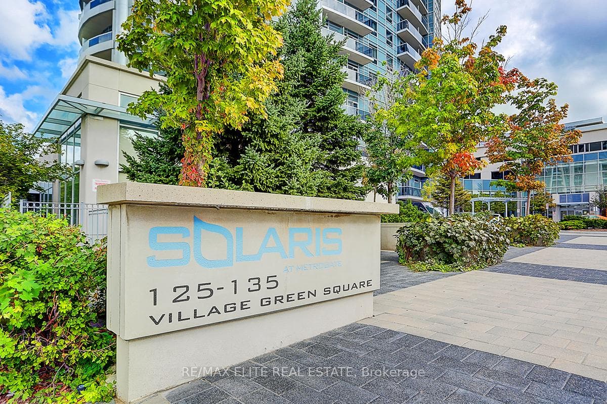 135 Village Green Square Unit 1717 photo 2