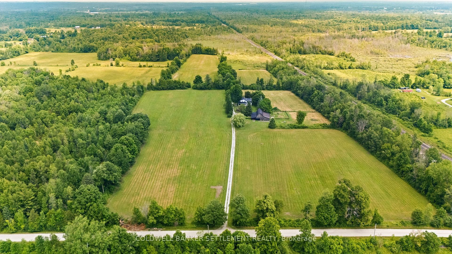 Grogeous property close to Perth