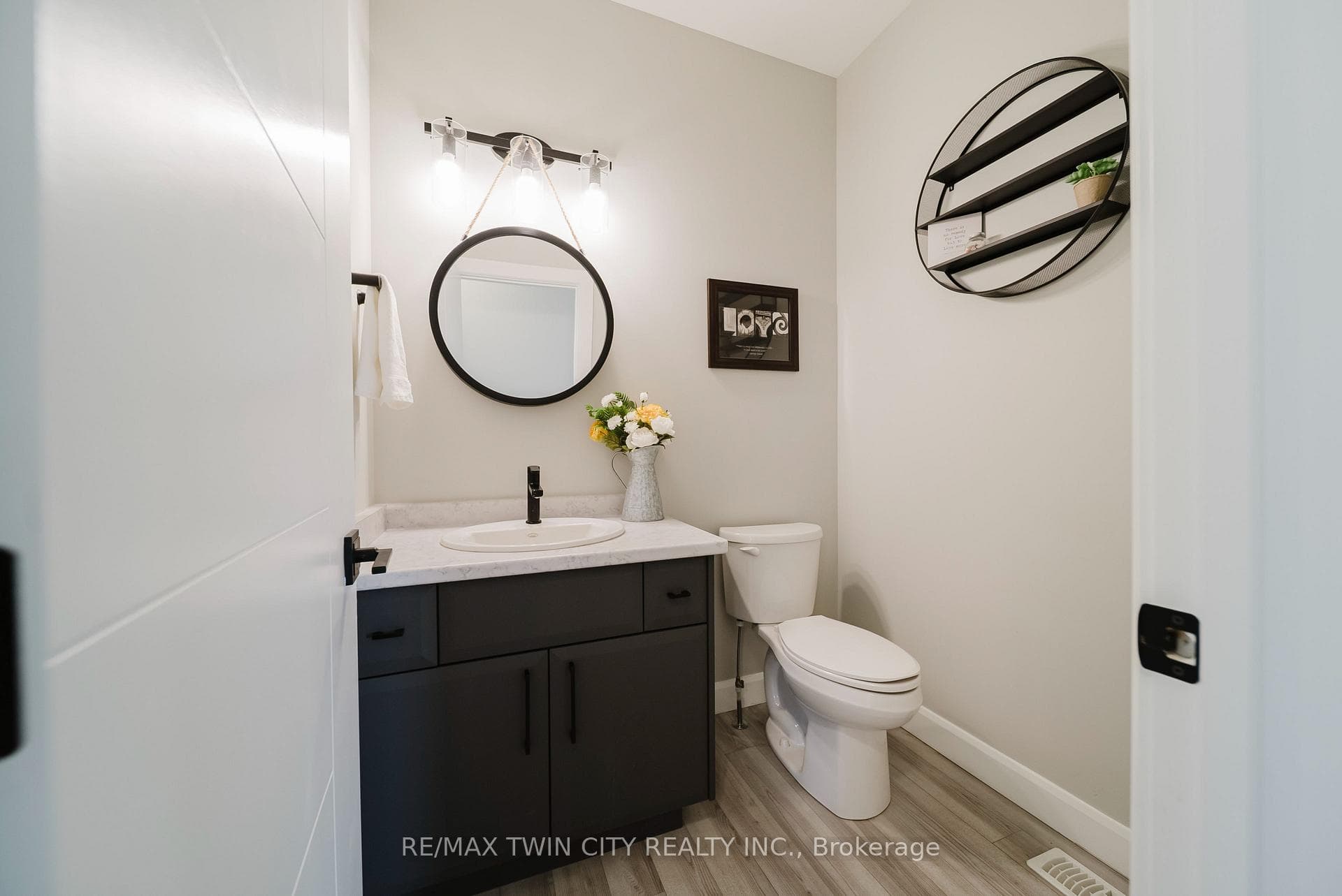 95 Fred Krug Avenue photo 23