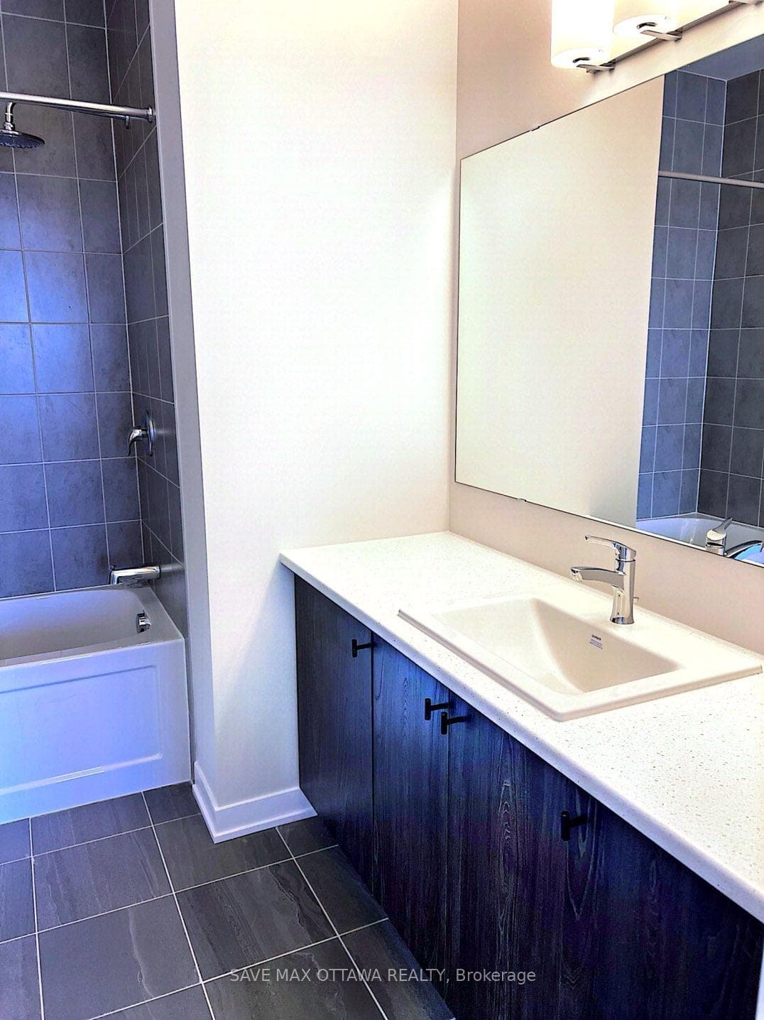 207 Conservancy Drive photo 10