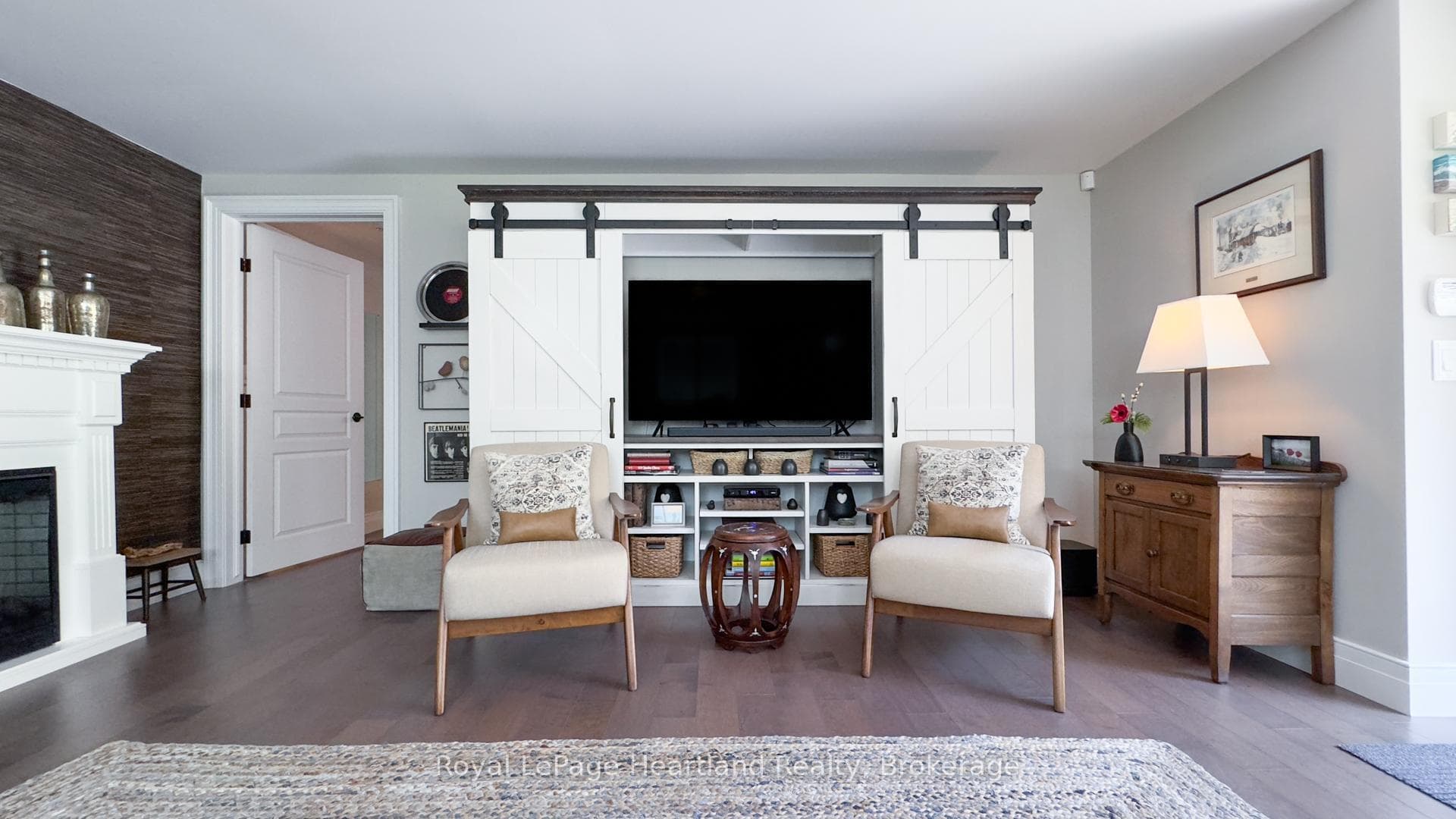 5 COBOURG Street Unit 100 photo 7