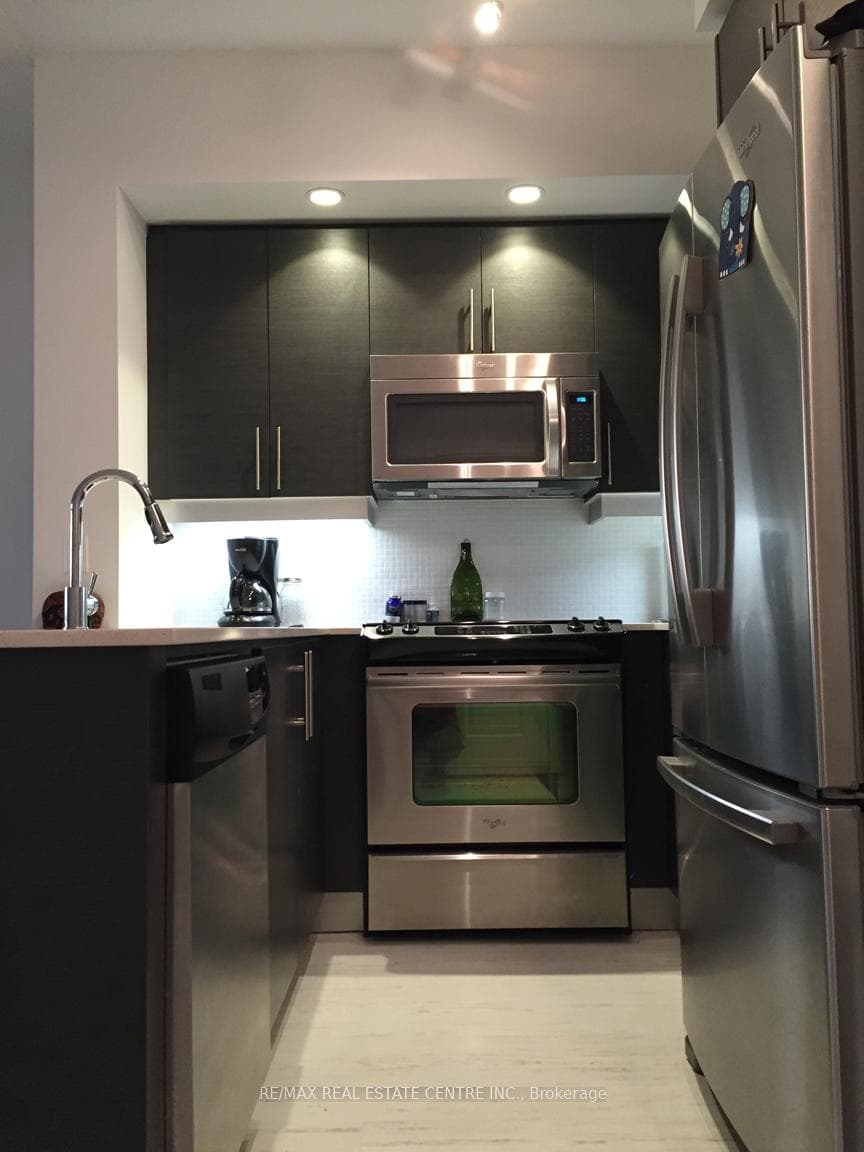 85 East Liberty Street Unit 1811 photo 6