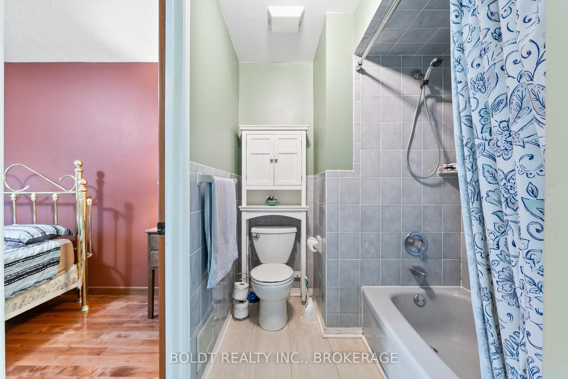 8670 Regan Drive Unit Upper photo 14