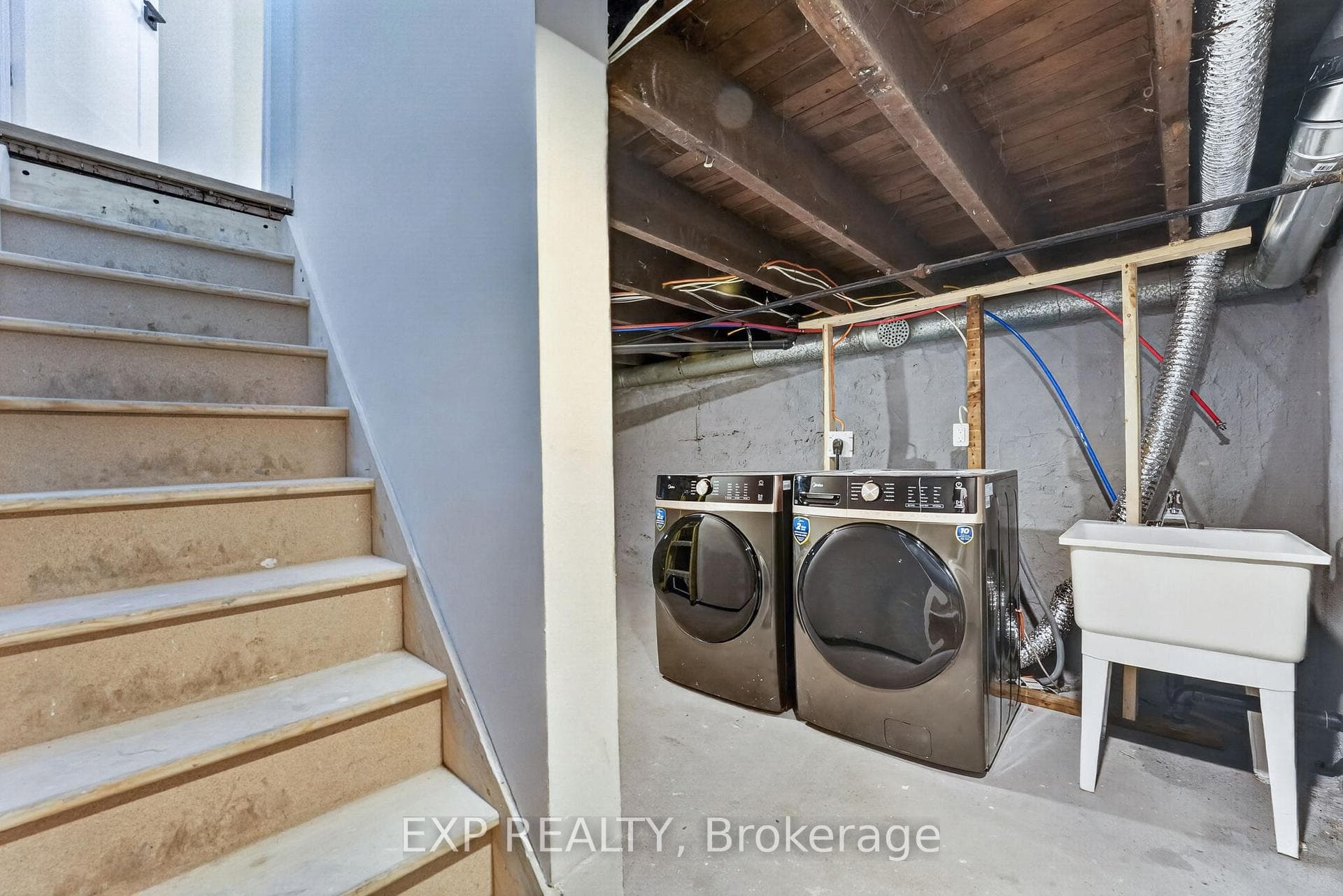 118 Cathcart Street photo 44