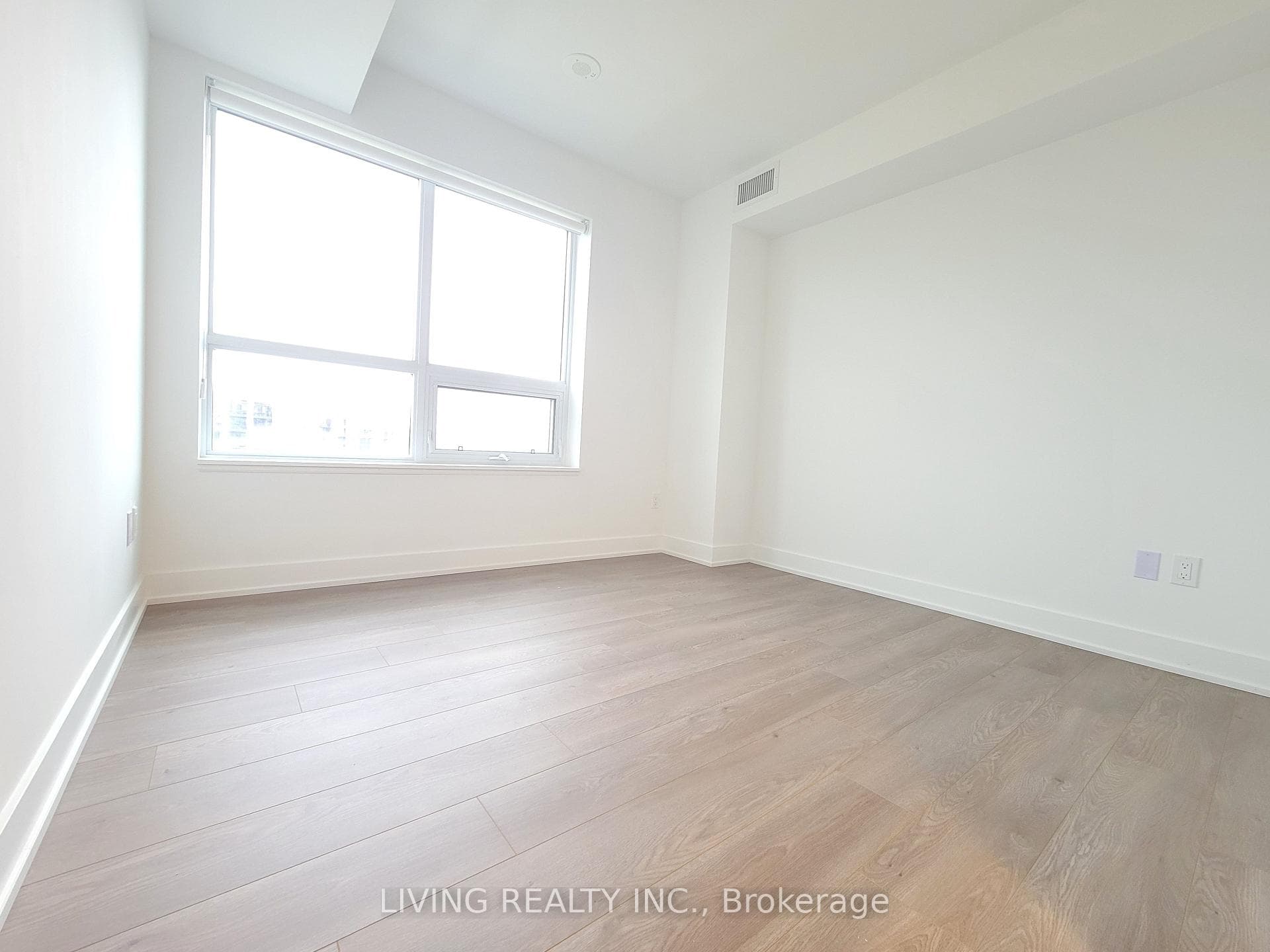 8 Cedarland Drive Unit 1802 photo 14