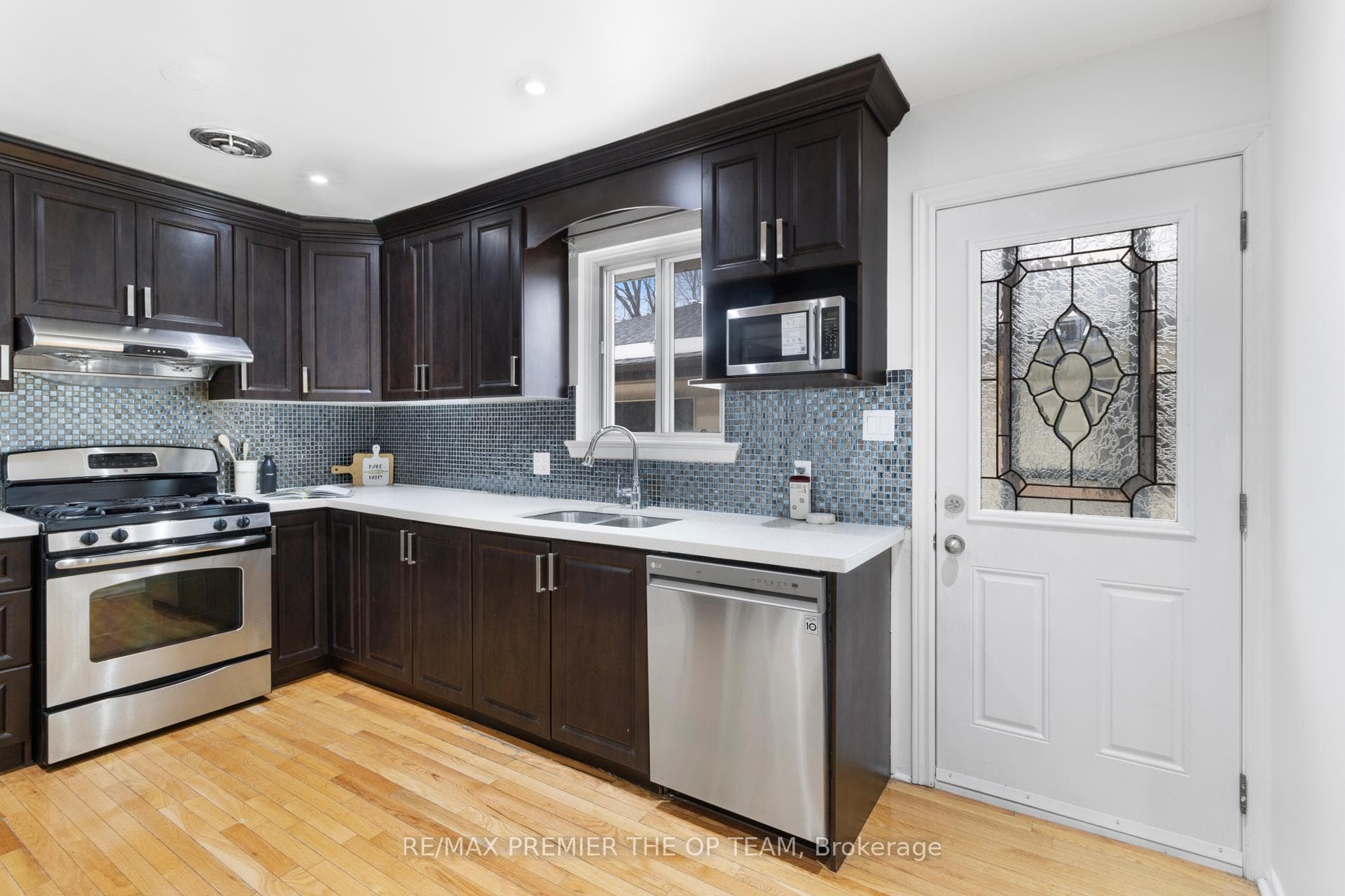 16 Brantwood Drive photo 23