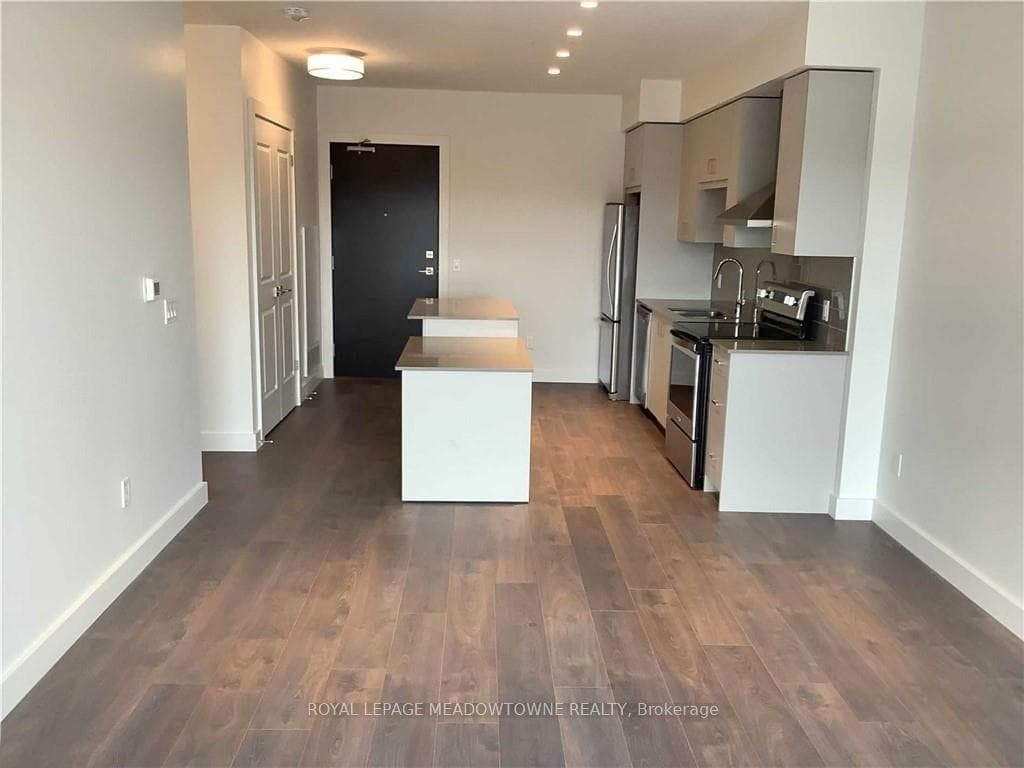 15 Glebe Street Unit 1304 photo 5