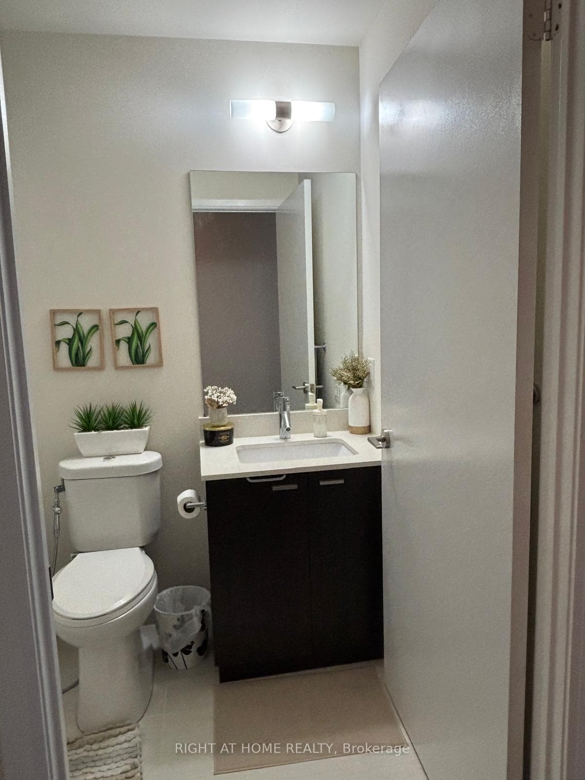 30 Roehampton Avenue Unit 2308 photo 25