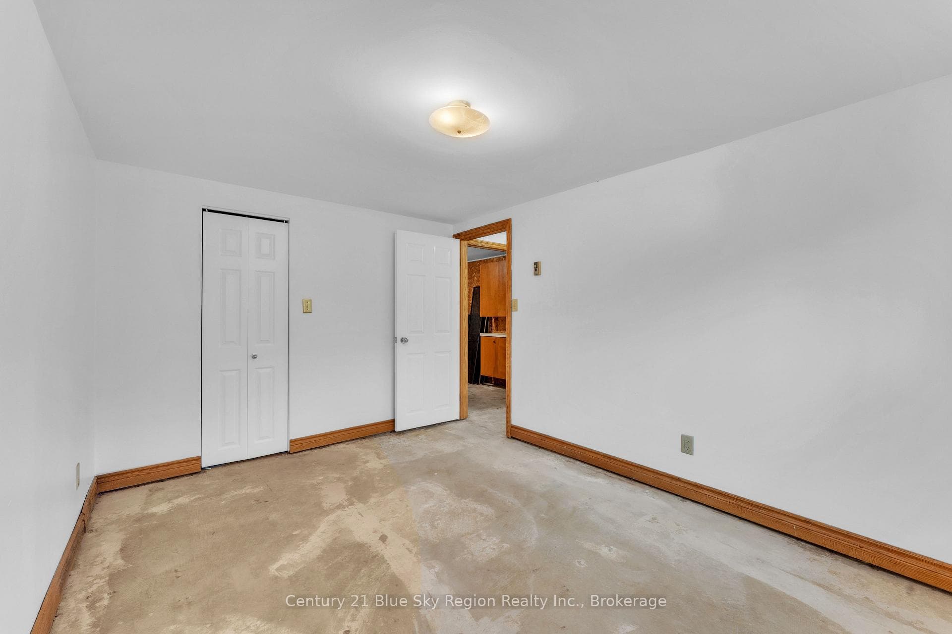 396 Lakeside Drive photo 30