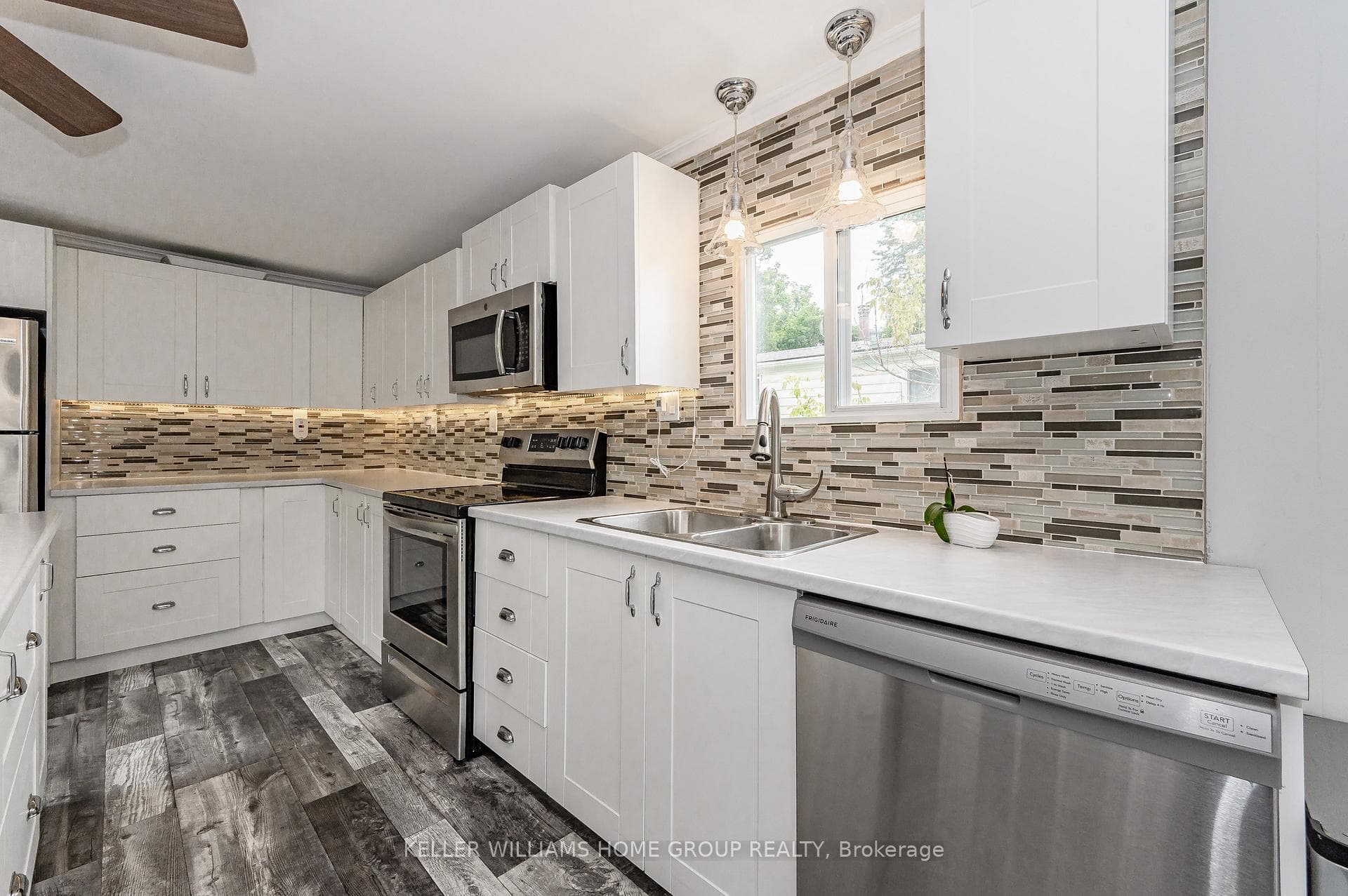 9 Cedar Lane photo 13