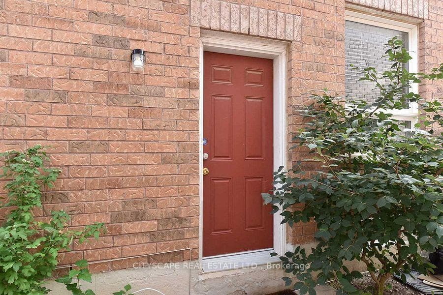 117 Spicebush Terrace photo 2